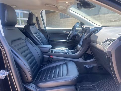 Used 2024 Ford Edge SEL w/ Convenience Package AWD/4WD image 11