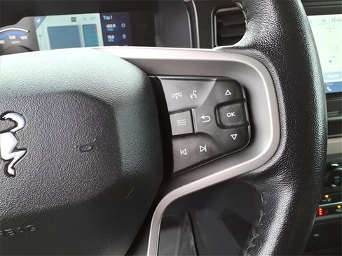 Used 2022 Ford Bronco Big Bend image 22