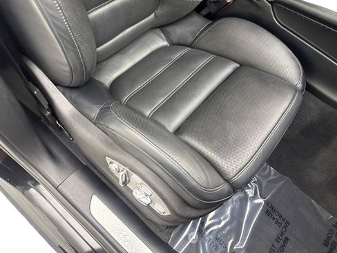 Used 2020 Porsche Macan Turbo AWD/4WD image 45