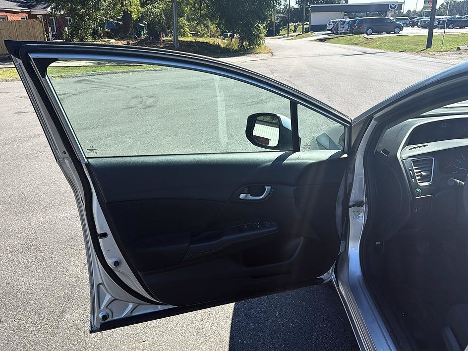 Used 2013 Honda Civic LX image 27