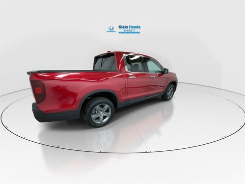 Used 2022 Honda Ridgeline RTL-E image 2