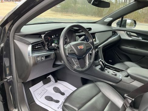 Used 2024 Cadillac XT5 Premium Luxury image 16