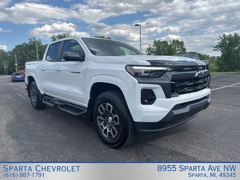 Used 2023 Chevrolet Colorado LT w/ LT Convenience Package III AWD/4WD image 1