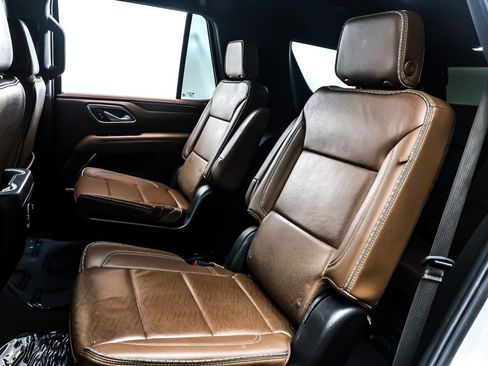 Used 2023 Chevrolet Tahoe High Country image 7