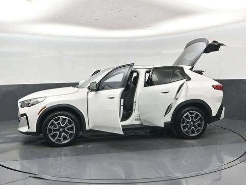 Used 2026 BMW X2 xDrive28i AWD/4WD image 56