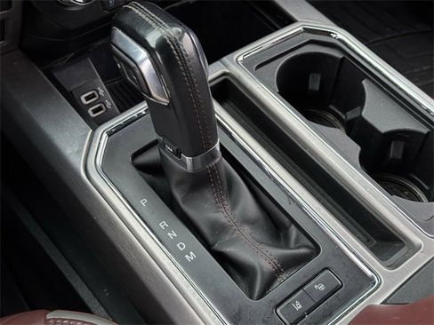 Used 2019 Ford F150 Platinum w/ Equipment Group 701A Luxury image 20