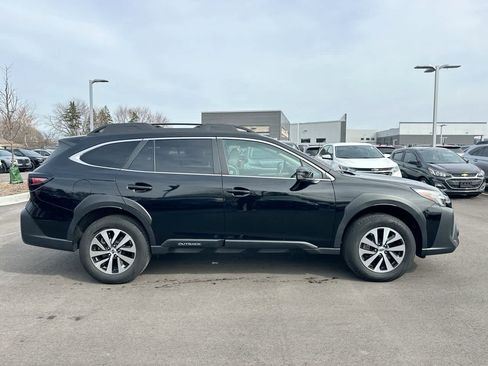 Certified 2024 Subaru Outback Premium image 14