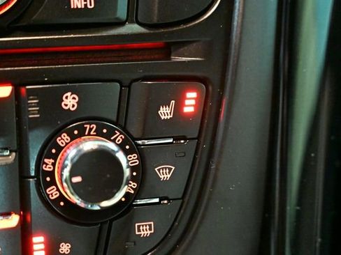 Used 2016 Buick Cascada Premium image 37