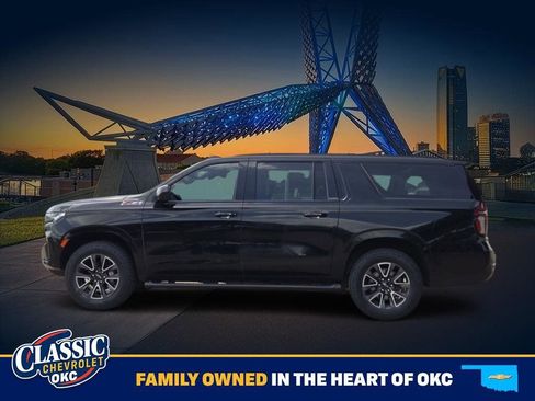 Used 2021 Chevrolet Suburban Z71 w/ Rear Media and Nav Package AWD/4WD image 4