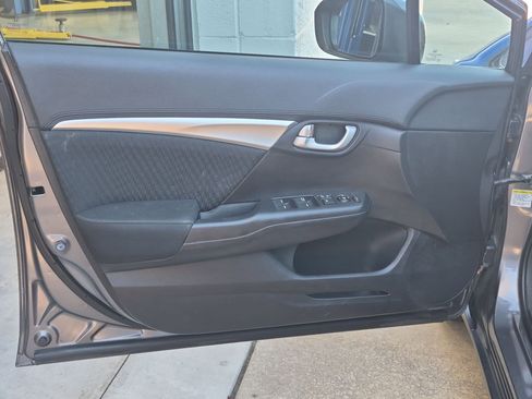 Used 2014 Honda Civic EX image 12