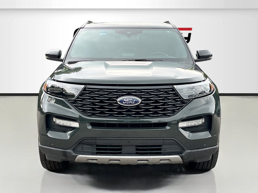 Used 2023 Ford Explorer ST AWD/4WD image 2