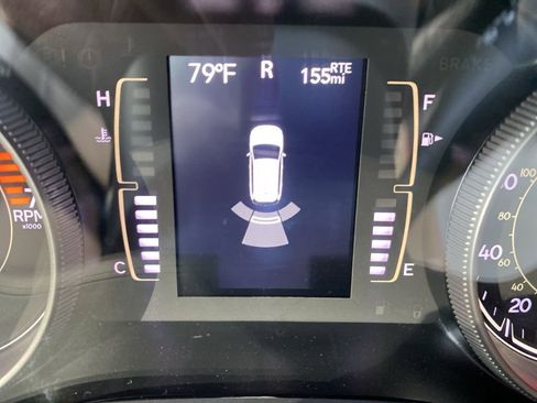 Used 2020 Jeep Cherokee Latitude Plus w/ Comfort/Convenience Group image 13