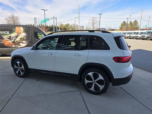 Certified 2025 Mercedes-Benz GLB 250 4MATIC image 8