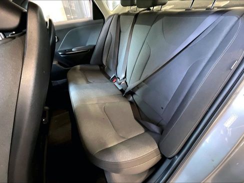 Used 2025 Kia K4 FWD image 14