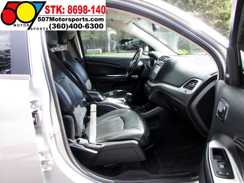 Used 2015 Dodge Journey R/T w/ Navigation & Sound Group image 23