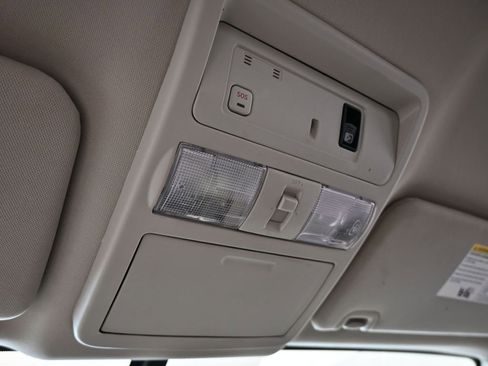 Used 2018 Nissan Titan PRO-4X w/ Pro-4x Convenience Package image 24