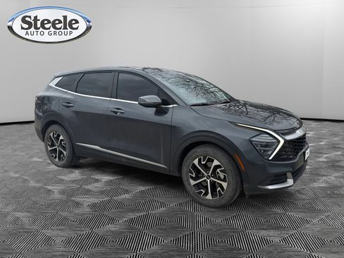 Used 2024 Kia Sportage EX image 7