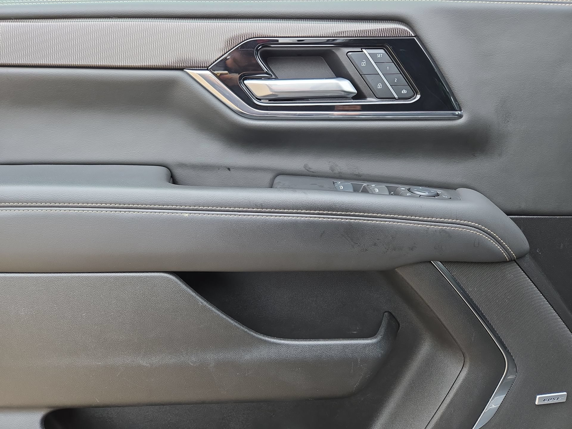 Used 2025 GMC Yukon Elevation w/ LPO, Floor Liner Package AWD/4WD image 15