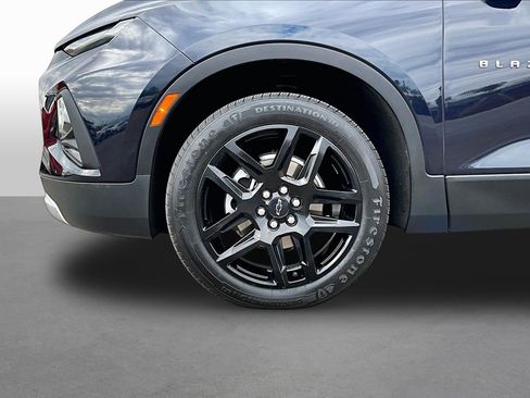 Used 2020 Chevrolet Blazer LT FWD image 8