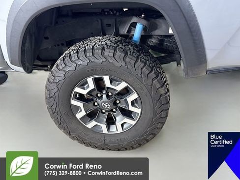 Used 2021 Toyota Tacoma TRD Off-Road w/ Technology Package image 32