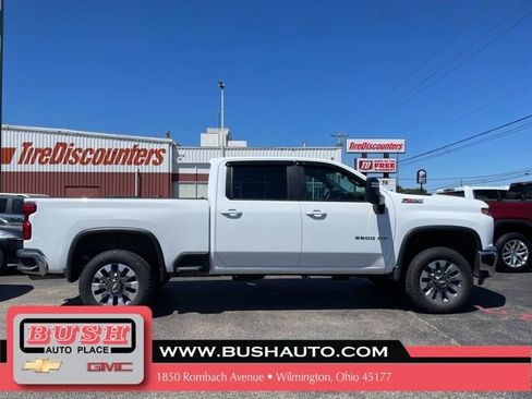 Used 2023 Chevrolet Silverado 2500 LT w/ Convenience Package AWD/4WD image 8