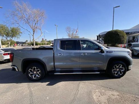 Used 2025 GMC Sierra 1500 SLT w/ SLT Premium Package image 2