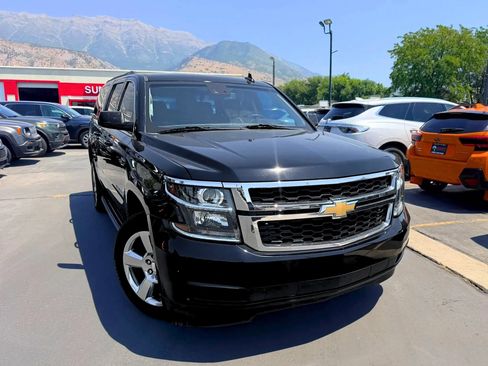 Used 2020 Chevrolet Suburban LT AWD/4WD image 2