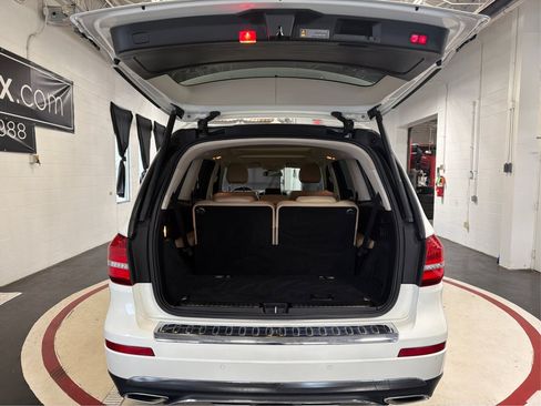 Used 2018 Mercedes-Benz GLS 450 4MATIC image 12
