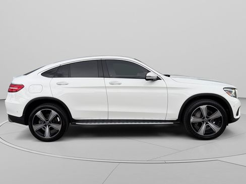 Used 2018 Mercedes-Benz GLC 300 4MATIC Coupe image 6