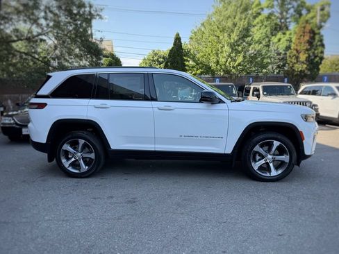 New 2026 Jeep Grand Cherokee Limited AWD/4WD image 4