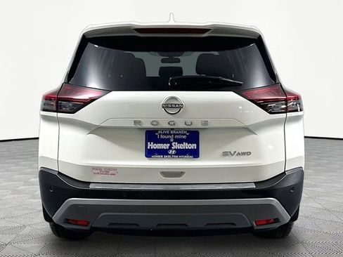 Used 2023 Nissan Rogue SV AWD/4WD image 4
