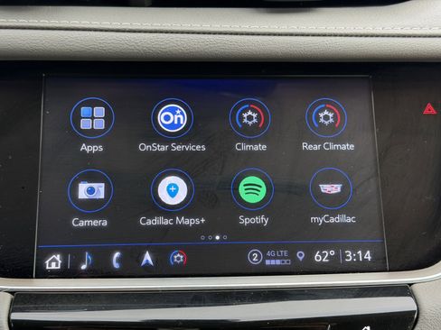 Used 2023 Cadillac XT5 Premium Luxury w/ Technology Package AWD/4WD image 25