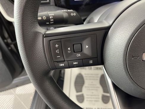 Certified 2025 Nissan Kicks SV FWD image 23