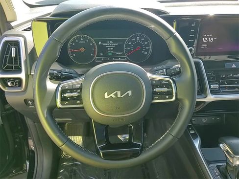 Certified 2022 Kia Sorento X-Line EX image 13