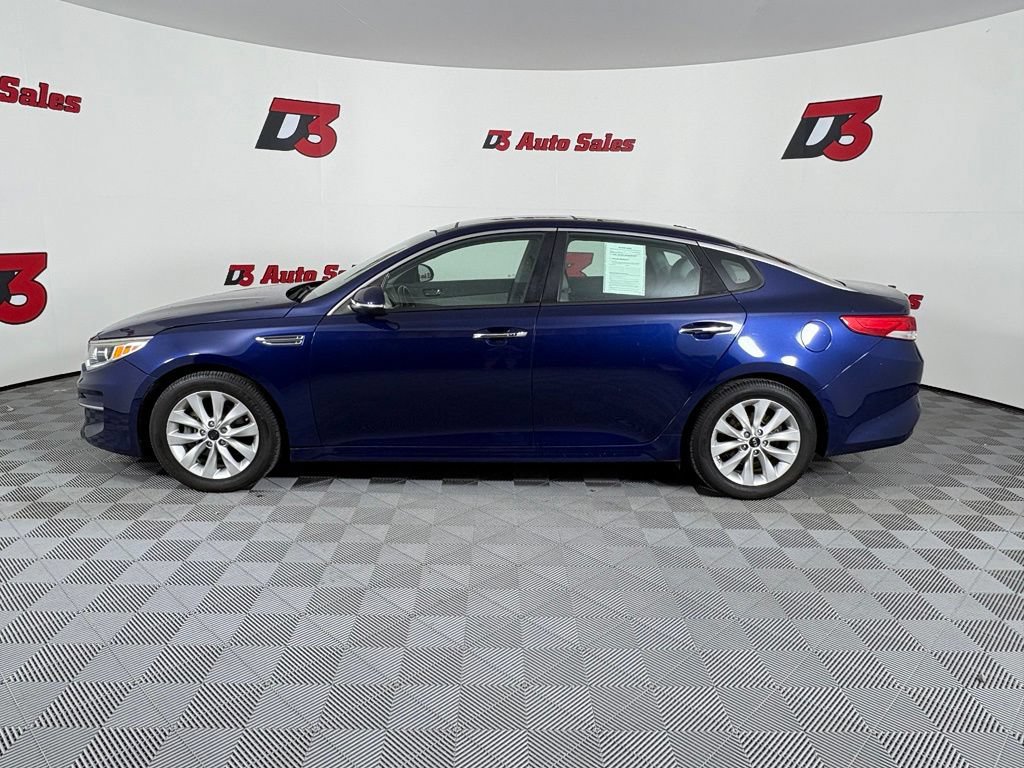 Used 2016 Kia Optima EX w/ Premium Package FWD image 3