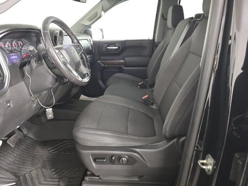Used 2021 Chevrolet Silverado 1500 RST AWD/4WD image 3