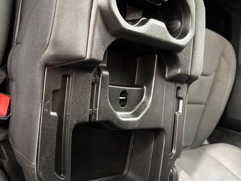 Used 2022 RAM 1500 Big Horn AWD/4WD image 36