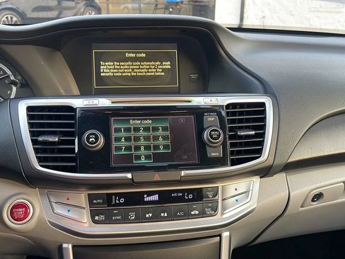 Used 2015 Honda Accord EX-L image 20