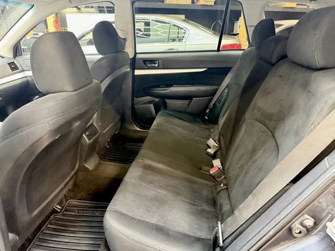 Used 2013 Subaru Outback 2.5i Premium w/ Popular Pkg 1B image 16