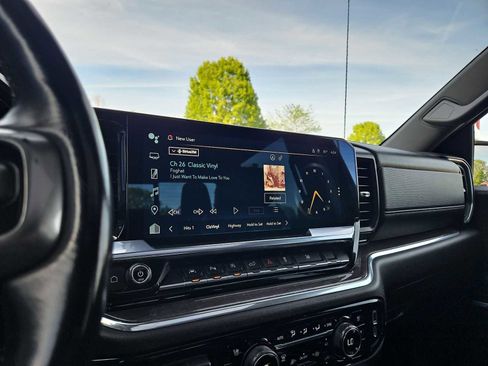 Certified 2023 Chevrolet Silverado 1500 LTZ w/ LTZ Convenience Package II image 30