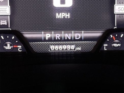 Used 2019 RAM 2500 Laramie w/ Black Appearance Package image 13