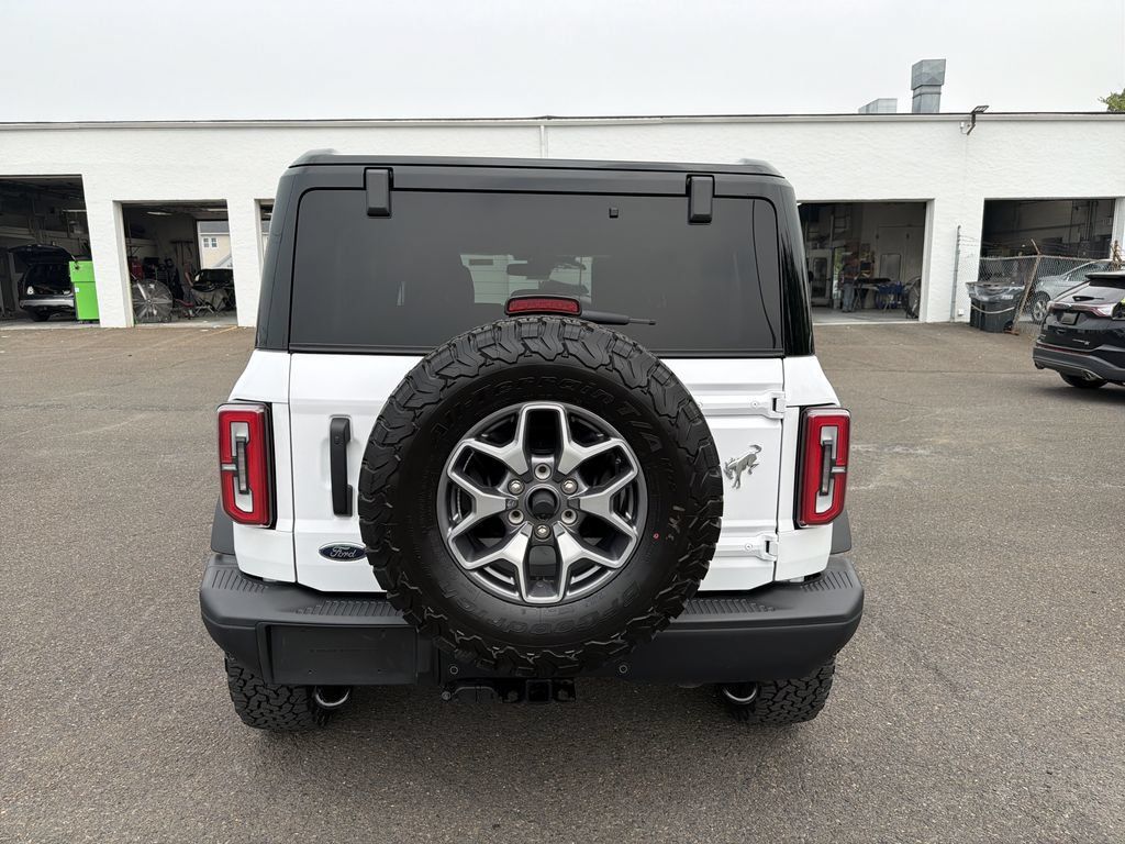 Used 2025 Ford Bronco Badlands AWD/4WD image 4