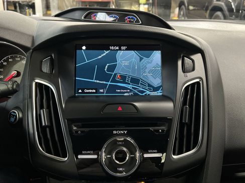 Used 2017 Ford Focus RS image 20