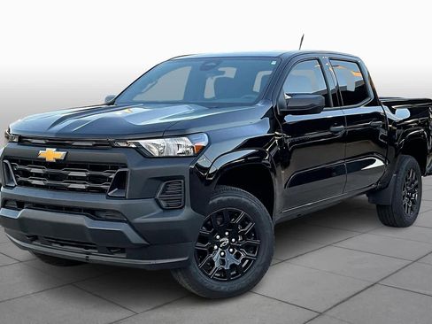 Certified 2026 Chevrolet Colorado W/T w/ WT Custom Package image 4