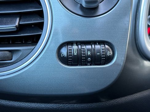 Used 2016 Volkswagen Beetle R-Line SEL image 30