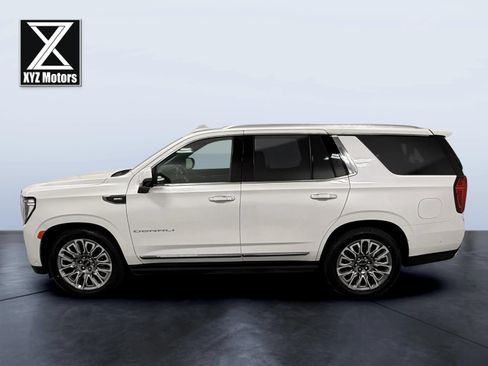 Used 2023 GMC Yukon Denali Ultimate AWD/4WD image 4