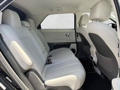 Certified 2023 Hyundai Ioniq 5 SEL RWD image 17
