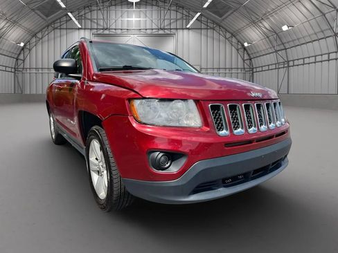 Used 2012 Jeep Compass Sport image 5