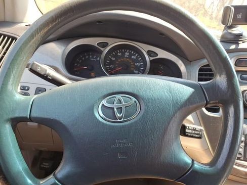 Used 2002 Toyota Highlander 4WD V6 image 17