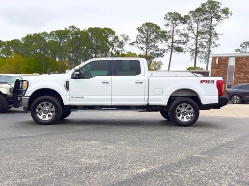Used 2017 Ford F250 Lariat w/ Chrome Package AWD/4WD image 2